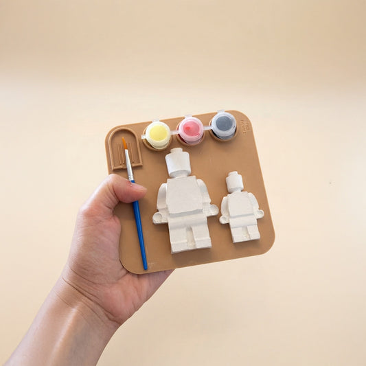 Set pictură figurine ipsos Lego - 2 figurine,pensula,tavita și 3 culori, activitate creativă pentru copii
